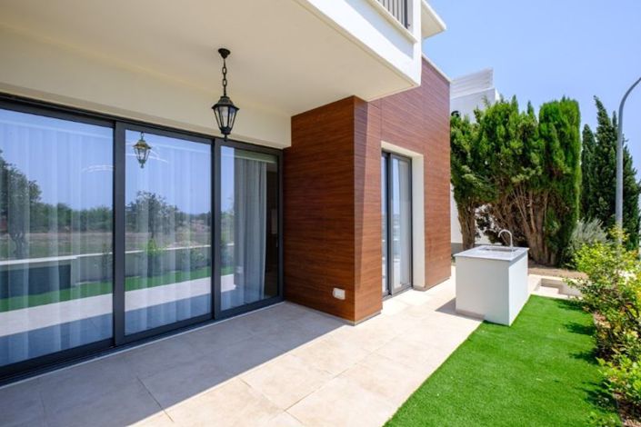 Image No.18-4 Bed Villa for sale
