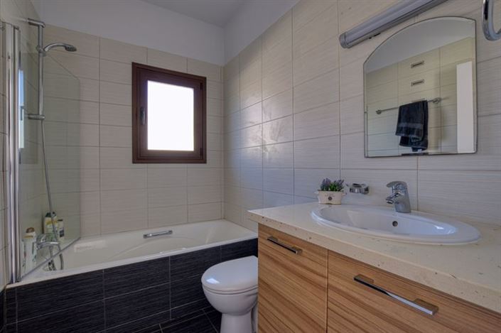 Image No.20-4 Bed Villa for sale