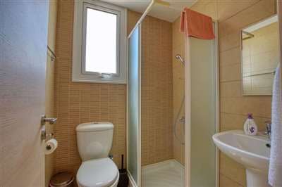 bedroom-1-ensuite