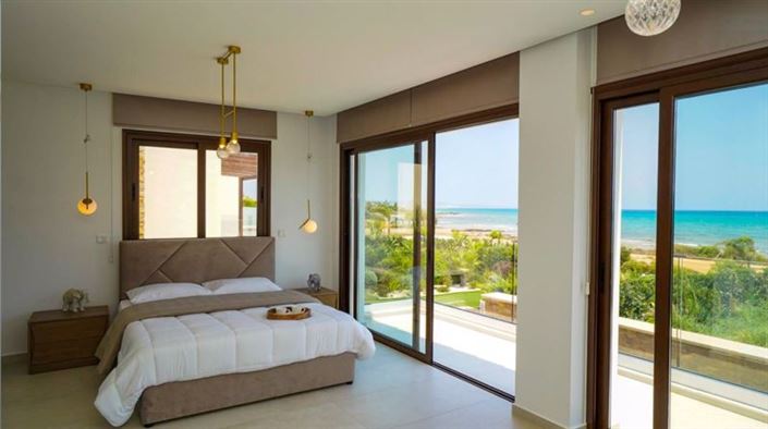 Image No.9-Villa de 5 chambres à vendre à Ayia Thekla