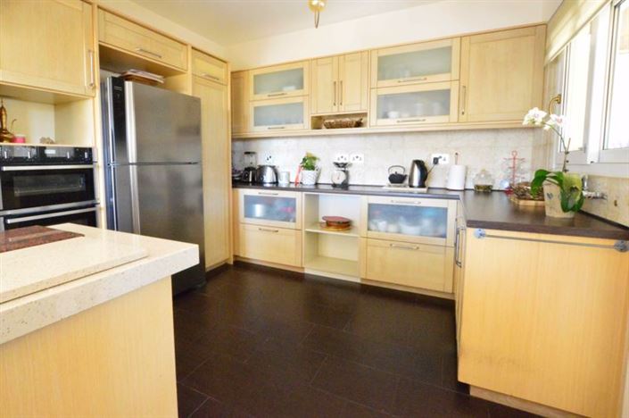 Image No.15-4 Bed Bungalow for sale