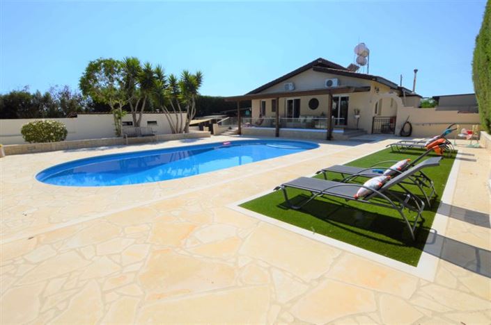 Image No.46-4 Bed Bungalow for sale