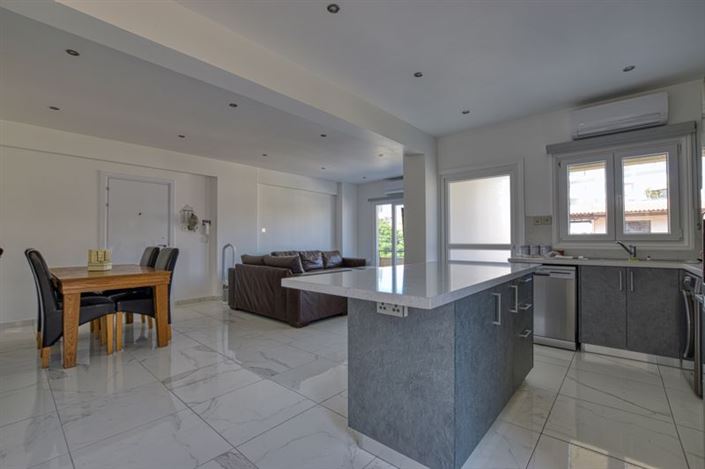 Image No.3-3 Bed Apartment for sale