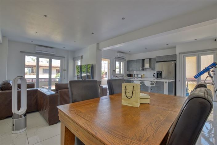 Image No.4-3 Bed Apartment for sale