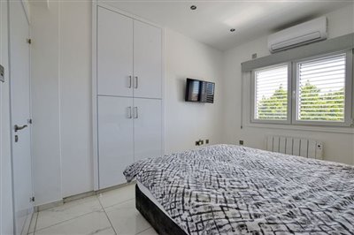 bedroom-1-2