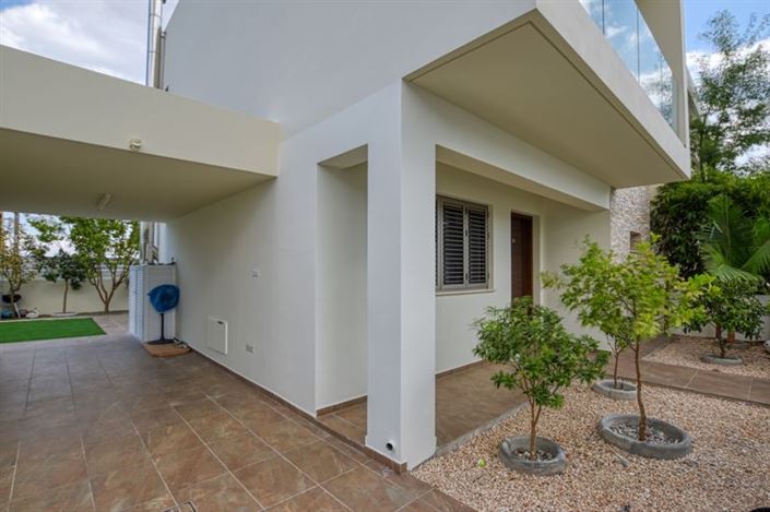 Image No.21-3 Bed Villa for sale