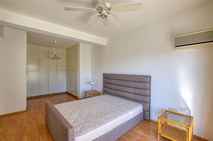 Image No.18-3 Bed Apartment for sale