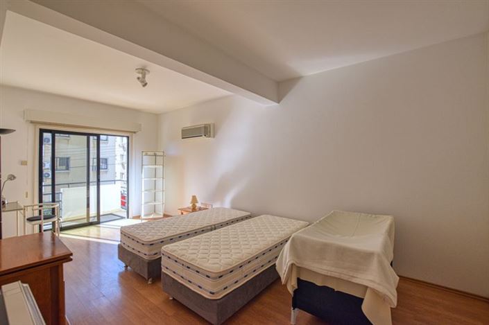 Image No.21-3 Bed Apartment for sale