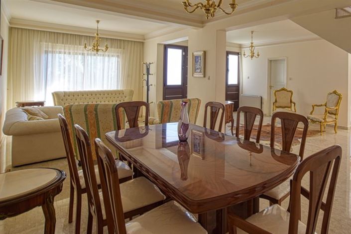 Image No.9-3 Bed Apartment for sale