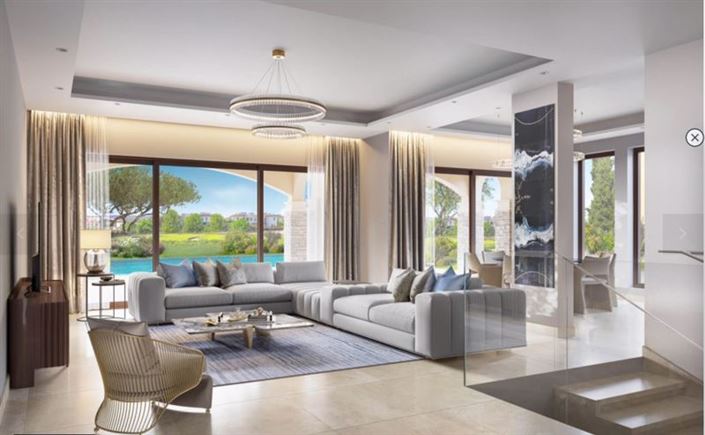 Image No.2-4 Bed Villa for sale