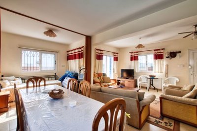 kitchen-lounge-dinning-area-2