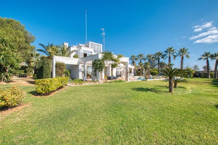 Image No.29-3 Bed Villa for sale