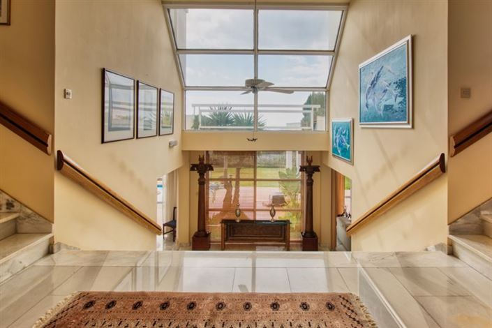 Image No.6-3 Bed Villa for sale