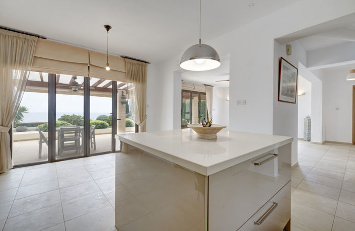 Image No.6-4 Bed Villa for sale