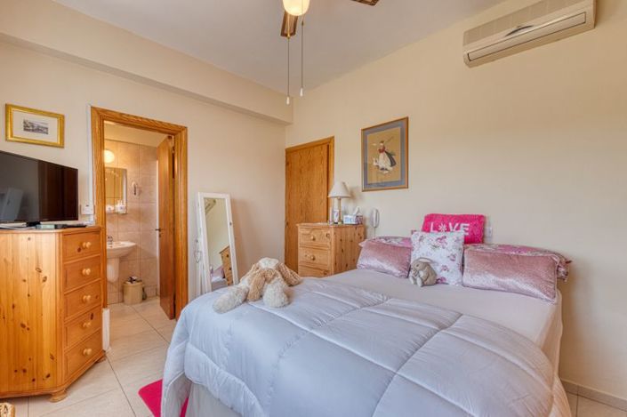 Image No.11-3 Bed Bungalow for sale