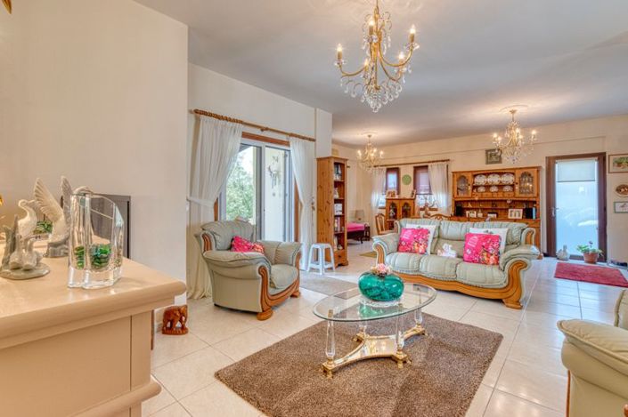 Image No.9-3 Bed Bungalow for sale