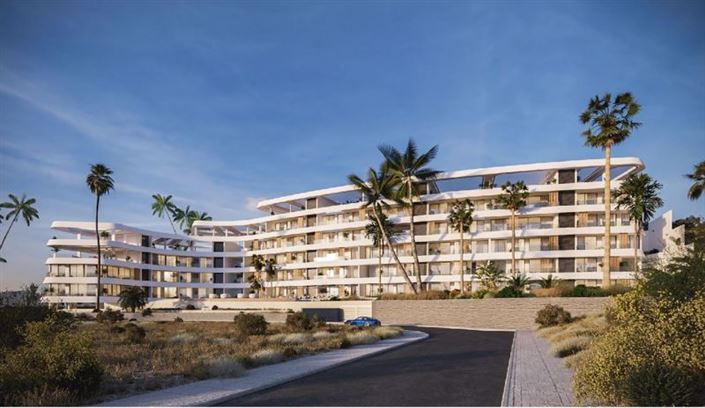 Image No.17-3 Bed Apartment for sale