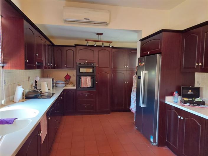 Image No.4-Villa de 4 chambres à vendre à Germasogeia