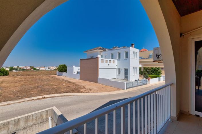 Image No.12-Villa de 4 chambres à vendre à Paralimni