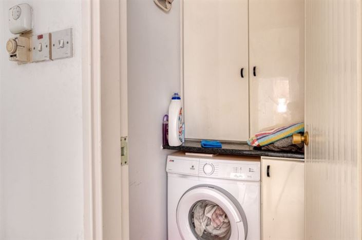 Image No.21-4 Bed Bungalow for sale