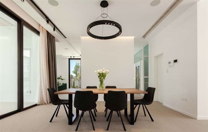 Image No.4-5 Bed Villa for sale