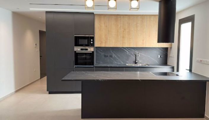 Image No.3-2 Bed Apartment for sale