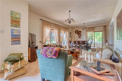 formal-lounge-dinning-area-1