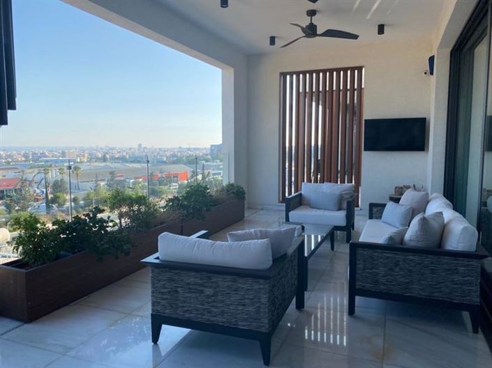 Image No.18-3 Bed Apartment for sale