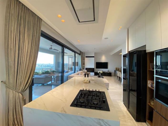 Image No.21-3 Bed Apartment for sale