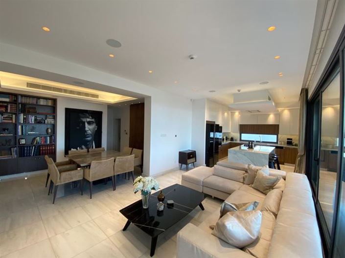 Image No.24-3 Bed Apartment for sale