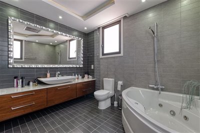 bedroom-1-ensuite-3