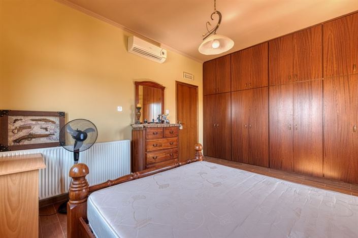 Image No.15-4 Bed Villa for sale