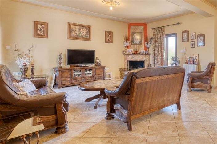 Image No.8-4 Bed Villa for sale