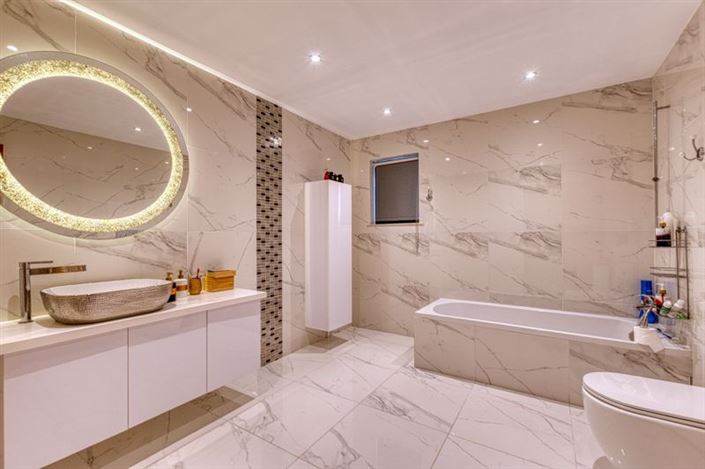 Image No.16-4 Bed Bungalow for sale