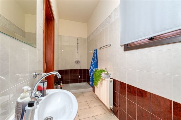 Image No.28-4 Bed Bungalow for sale