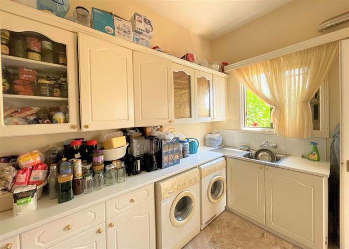 Image No.54-5 Bed Villa for sale