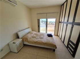 Image No.1-Appartement de 2 chambres à vendre à Kissonerga