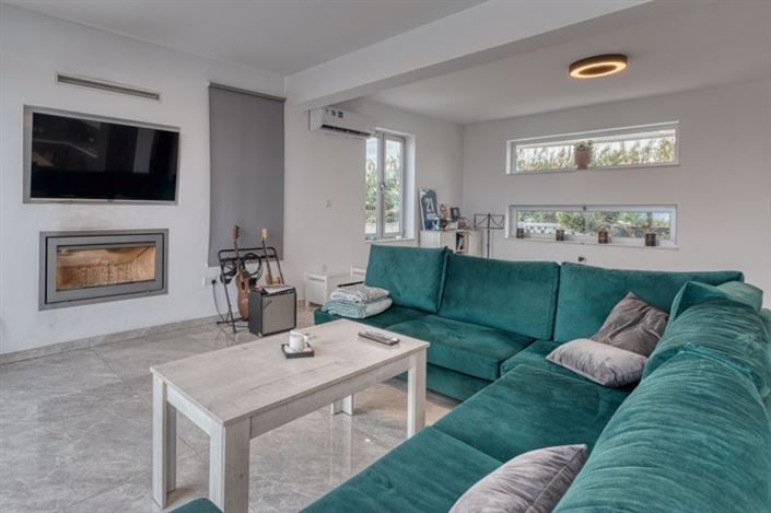 Image No.6-4 Bed Villa for sale