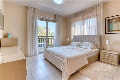 bedroom-1-2