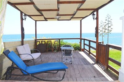 covered-veranda-with-sea-view