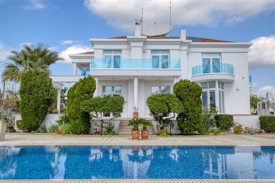 exterior-of-house-1