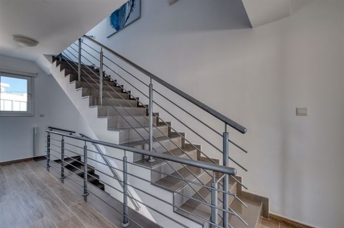 Image No.12-3 Bed Villa for sale