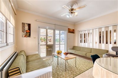 kitchen-lounge-area