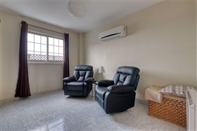 Image No.13-3 Bed Apartment for sale