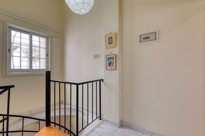 Image No.19-3 Bed Apartment for sale