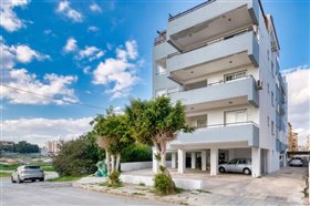 Image No.24-3 Bed Apartment for sale