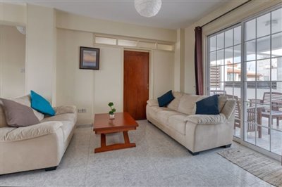 main-lounge-1