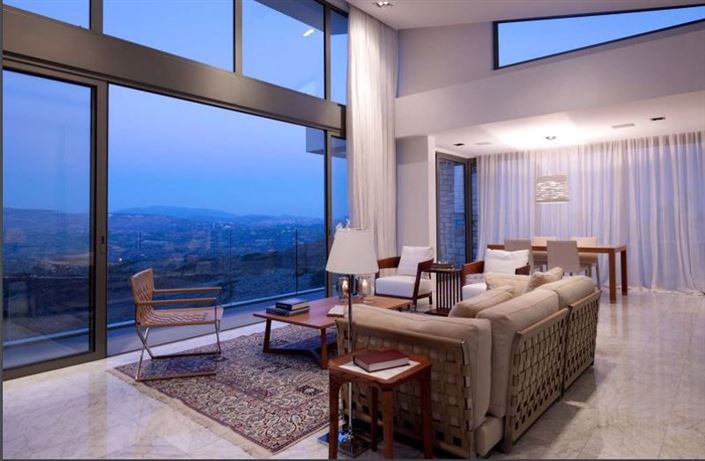 Image No.5-Villa de 4 chambres à vendre à Tsada