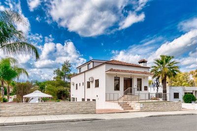 front-of-property-1