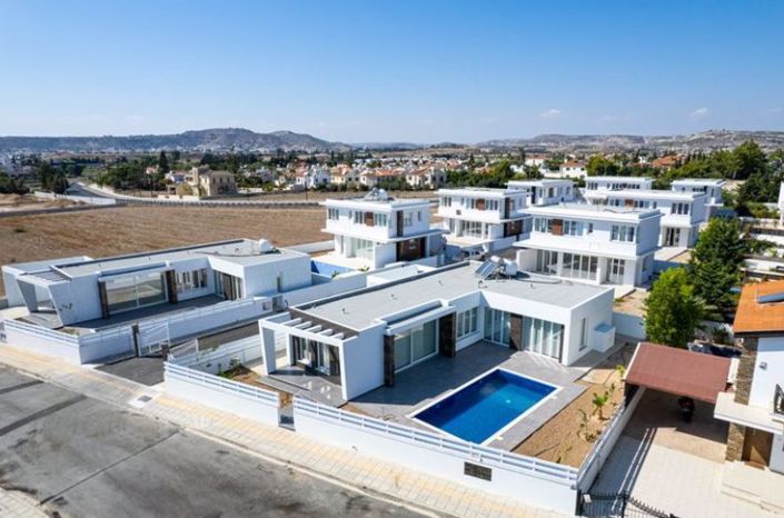 Image No.9-3 Bed Villa for sale